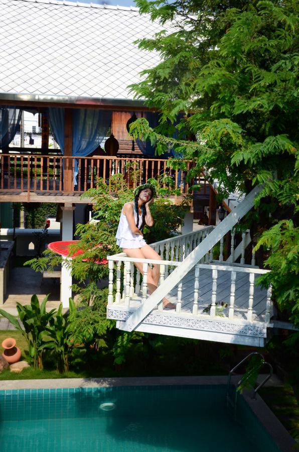 Garden Yard Inn Chiangmai Csiangmaj Kültér fotó