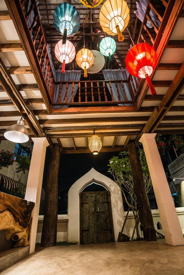 Garden Yard Inn Chiangmai Csiangmaj Kültér fotó