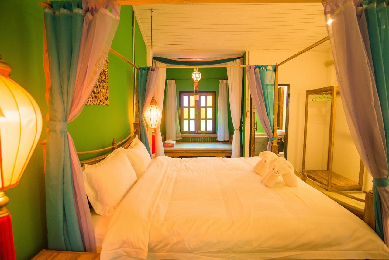 Garden Yard Inn Chiangmai Csiangmaj Kültér fotó